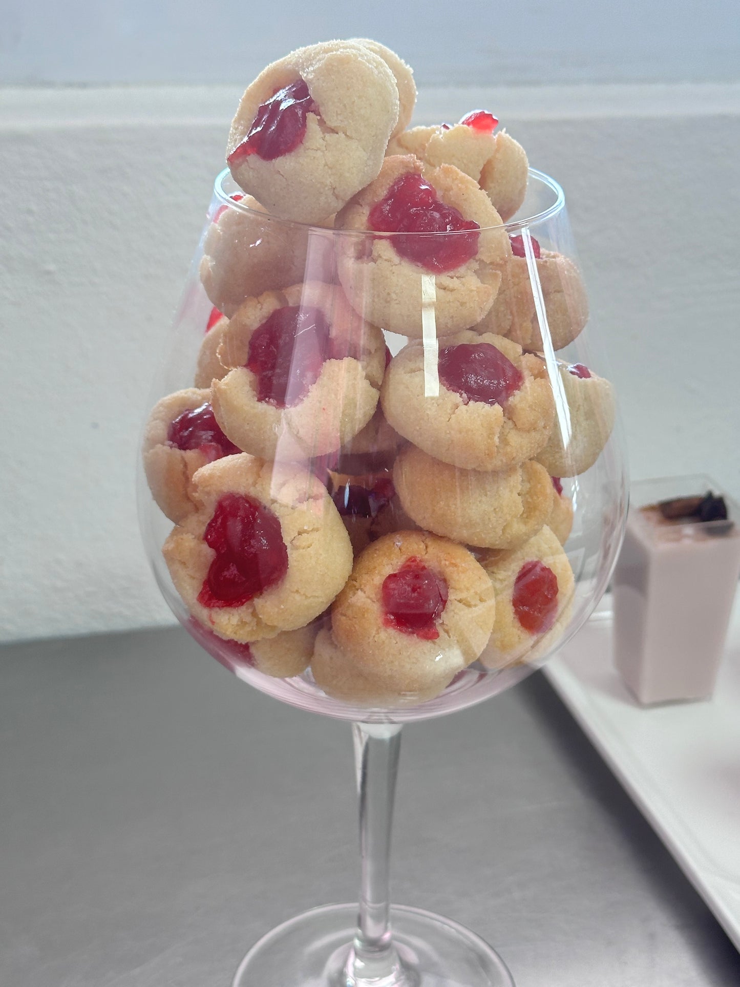 Polvorones de Almendra & Mantecaditos de Guayaba | Don Lolo Pastry